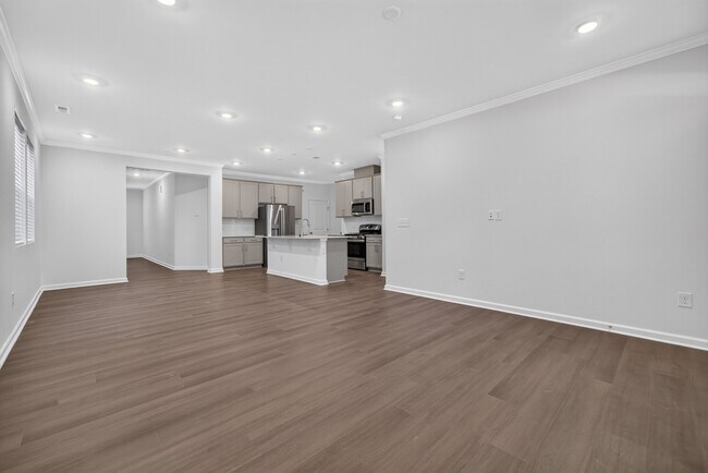 Building Photo - 210 Redford Pl Dr