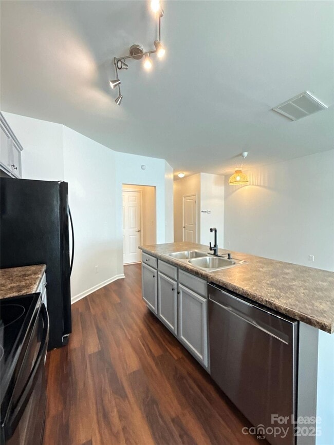 Building Photo - 7618 Galvin St