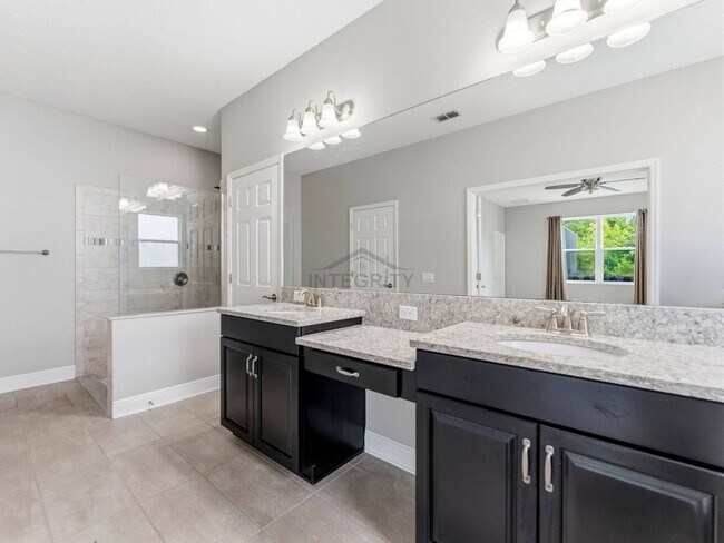 Building Photo - 8947 Garden Party Dr
