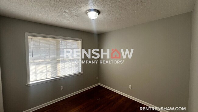 Building Photo - 2547 Courtney Dr