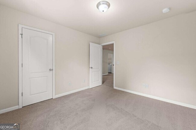 Building Photo - 2365 Bellyard Dr
