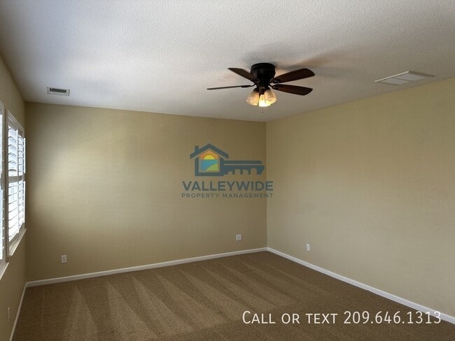 Building Photo - 2704 Acapulco Way