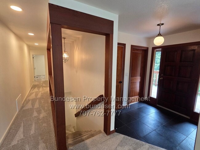Building Photo - Beautifully remodeled 3+Bedrooms, 3 bath home ~628 Canyon Road, Novato