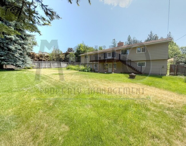 Building Photo - South Hill Red Brick Rancher