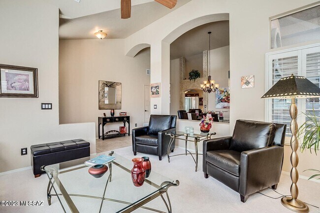 Building Photo - 10769 N Eagle Eye Pl