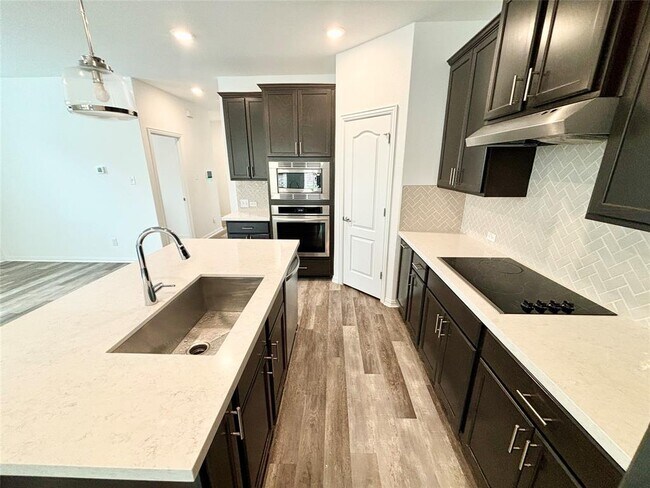 Building Photo - 1010 Ridge Runner Dr