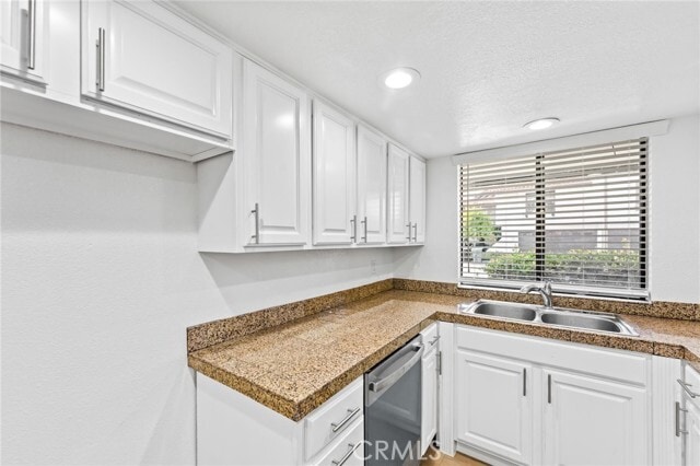 Building Photo - 34101 Via California