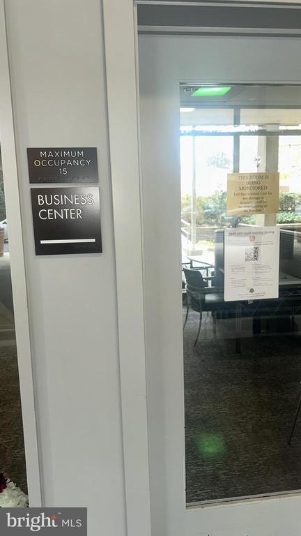 Building Photo - 350 G St SW