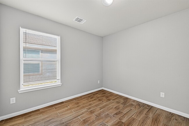 Building Photo - 17227 Quiet Song Ct