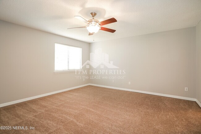 Building Photo - 8038 Loch Lomond Ln