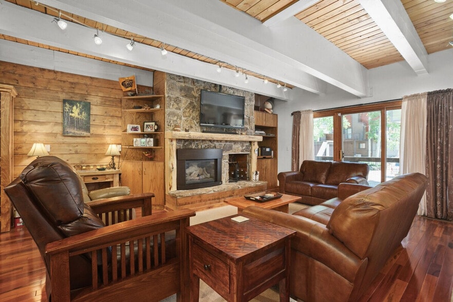 Building Photo - 2750 Crosstimbers Trail