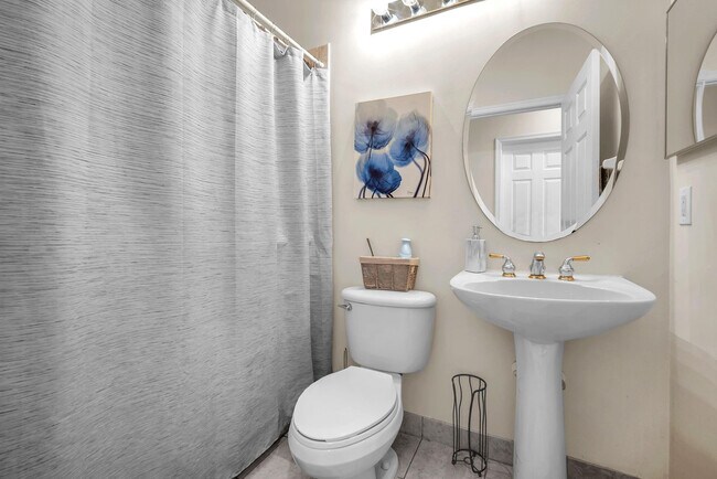 Building Photo - 16389 SW 31st St