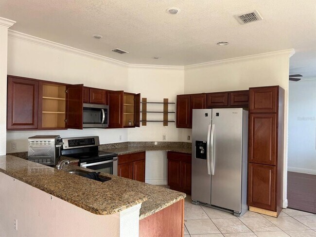 Building Photo - 3208 Fairfield Dr