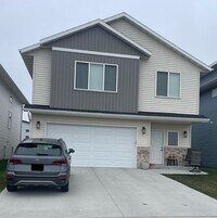 Building Photo - 4-bedroom, 3-bathroom South Fargo Single-Family Home w/ 2 Stall Garage