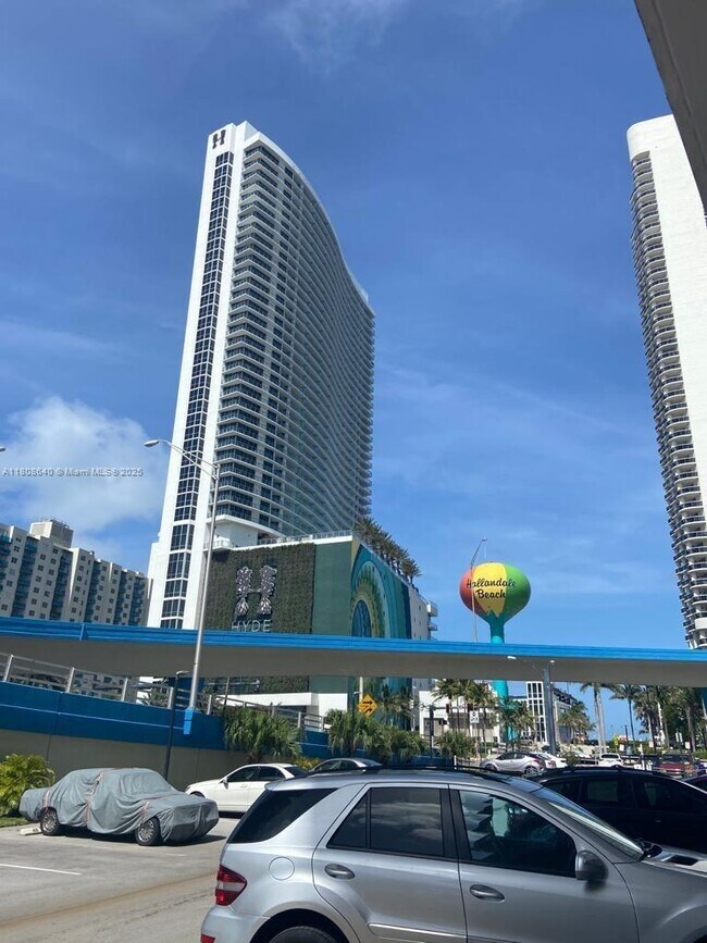 Building Photo - 1801 S Ocean Dr
