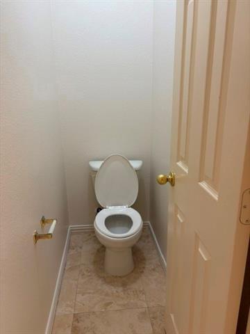 Building Photo - 508 Briar Oaks Dr