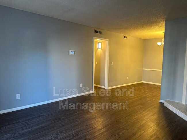 Building Photo - 6034 NW Expressway