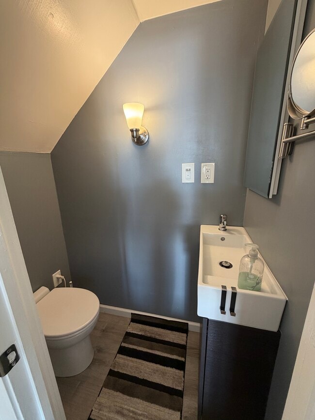 Building Photo - 17 Brian Rd