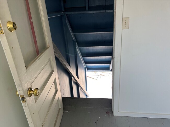 Building Photo - 4 Erie St