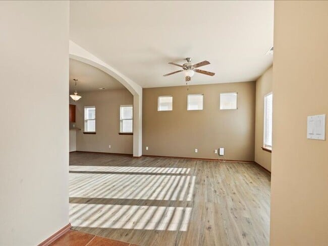 Building Photo - 540 Fort St