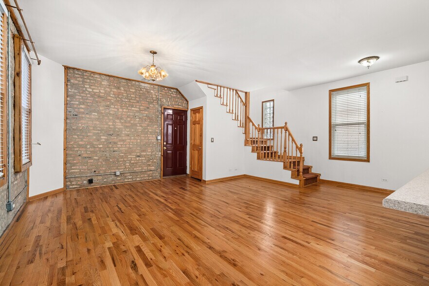 Building Photo - 1509 W Thomas St