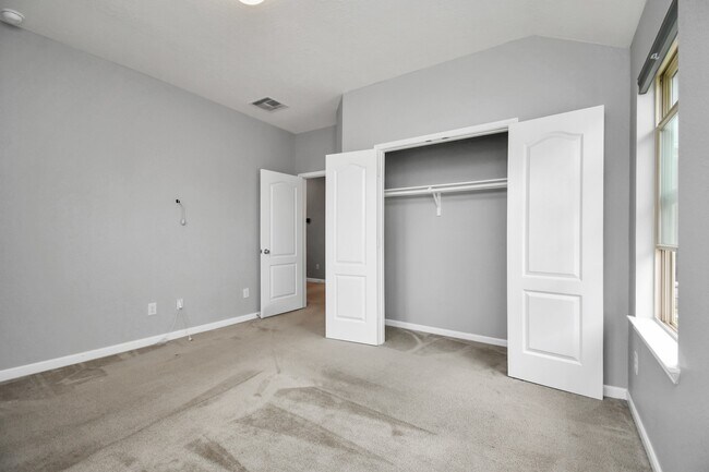 Building Photo - 14018 Harmony Ridge Trl