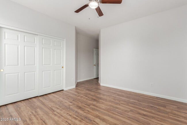 Building Photo - 4274 E Gleneagle Dr