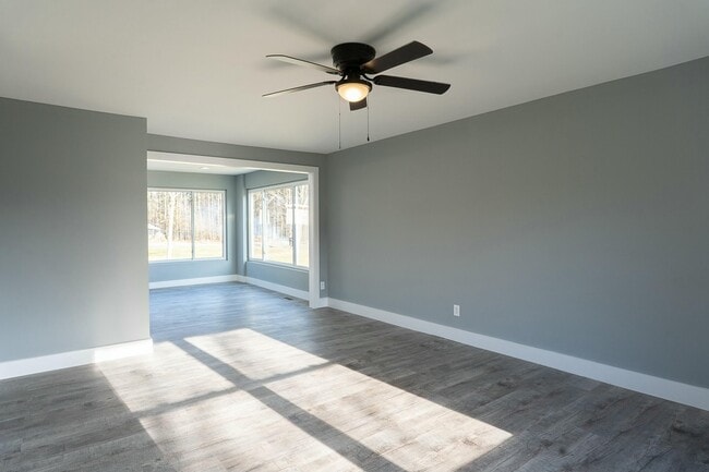 Building Photo - 2267 Old Parksville Rd NE