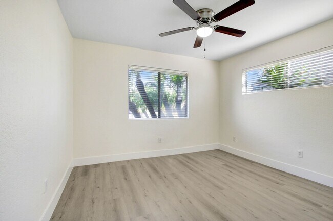 Building Photo - Coming soon! Single Story 3/2 Move-In Read...