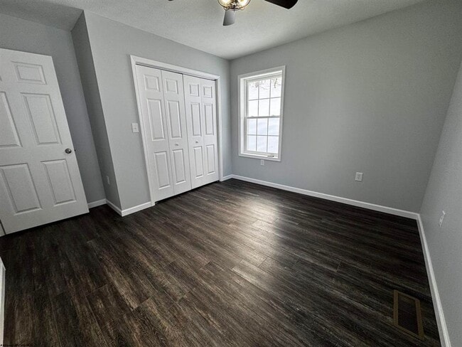 Building Photo - 156 Montgomery Rd