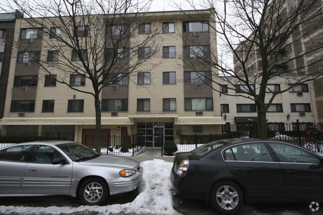 567 W Stratford Place - 567 W Stratford Pl