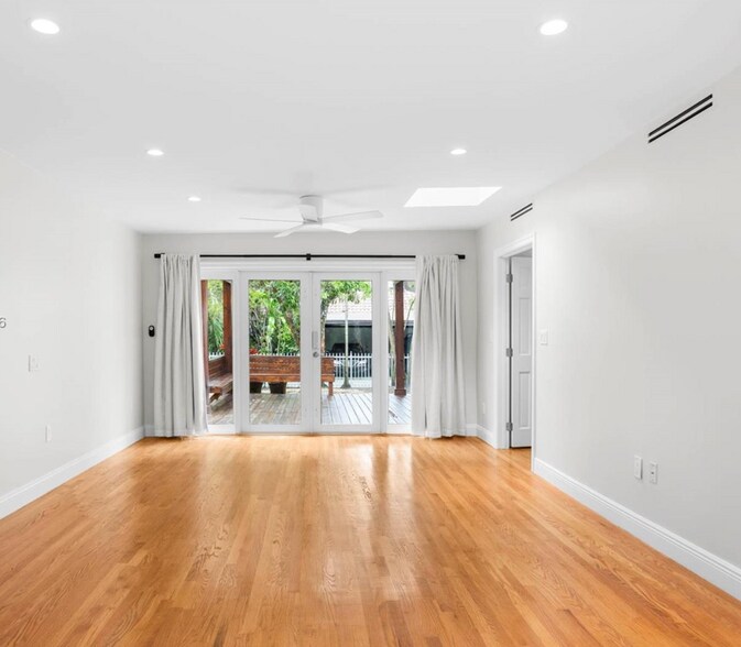 Building Photo - 3945 Loquat Ave