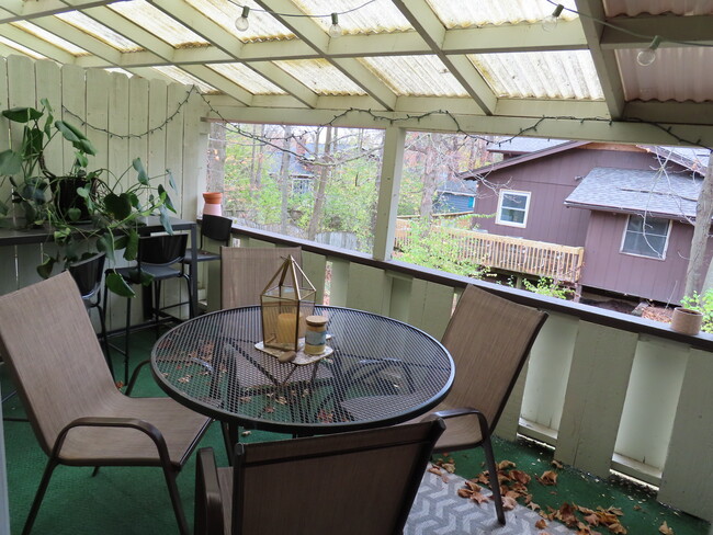 Covered Deck - 2940 Okemos Dr SE