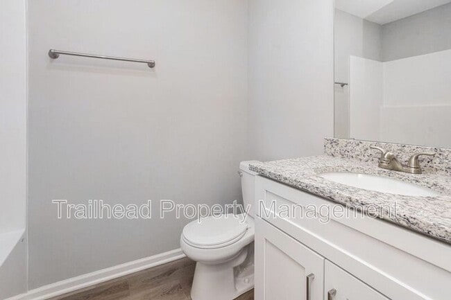 Building Photo - 611 Fall Meadow Ln