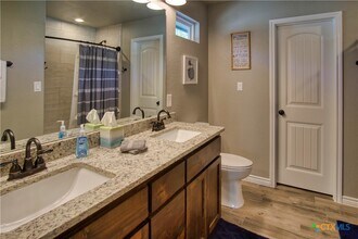 Building Photo - 1139 Cedar Bend