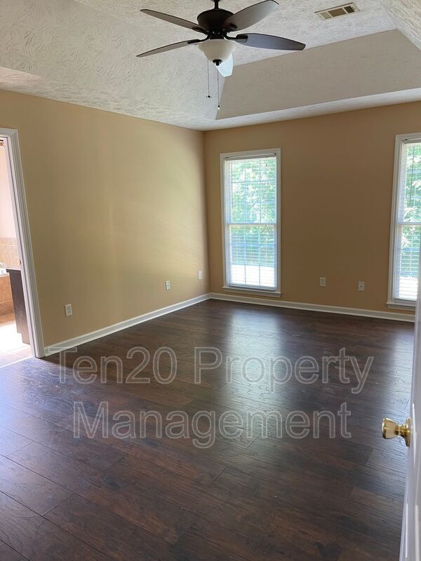 Building Photo - 817 Baycreek Ct