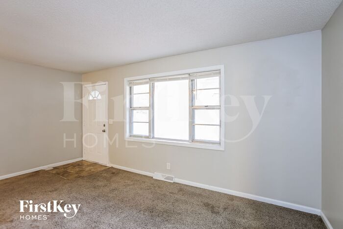 Building Photo - 7801 NE 51st St