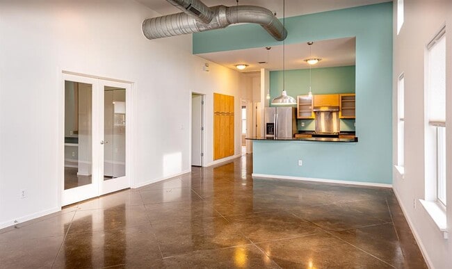 Building Photo - 3803 Byron Dr