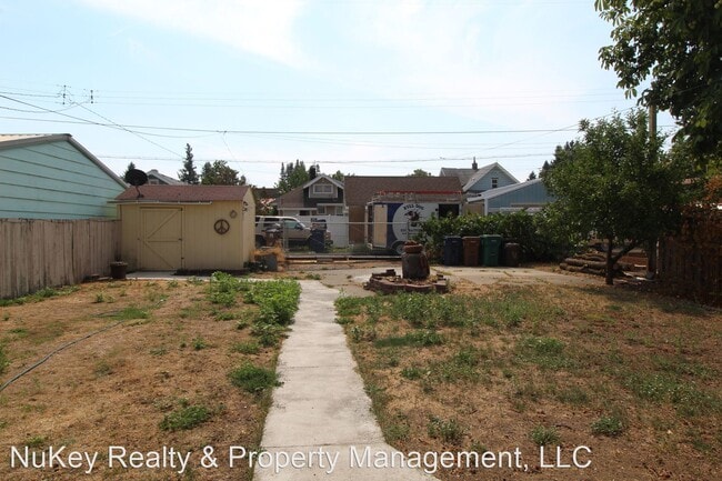 Building Photo - 2 br, 1 bath House - 2011 W. York Ave.