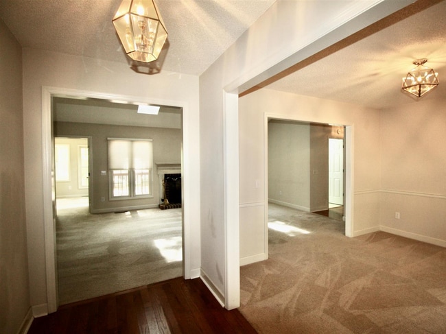 Building Photo - 163 Hunter Trail