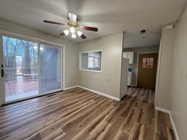 Building Photo - 3 Bedroom 2 Bathroom Home located in Greene County, TN