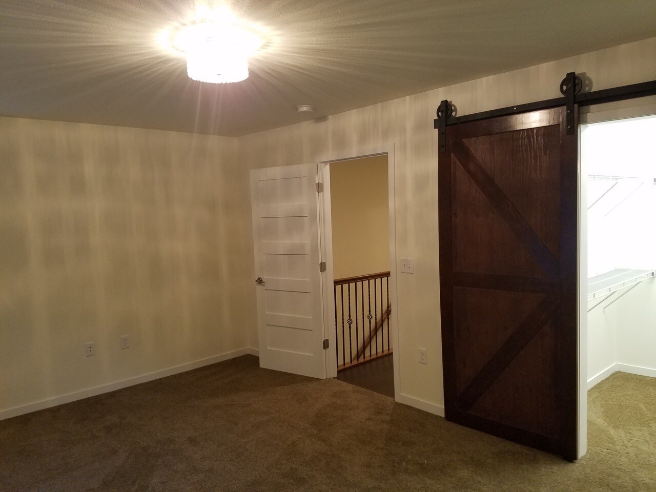 Building Photo - 1408 Sunset Ct