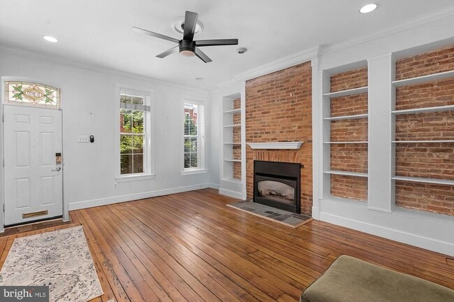 Building Photo - 1329 S Charles St