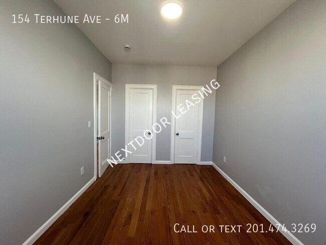 Building Photo - 154 Terhune Ave