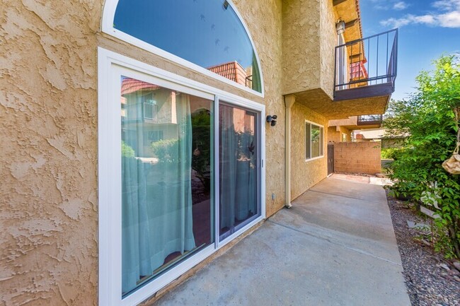 Building Photo - 39945 Santa Fe Way