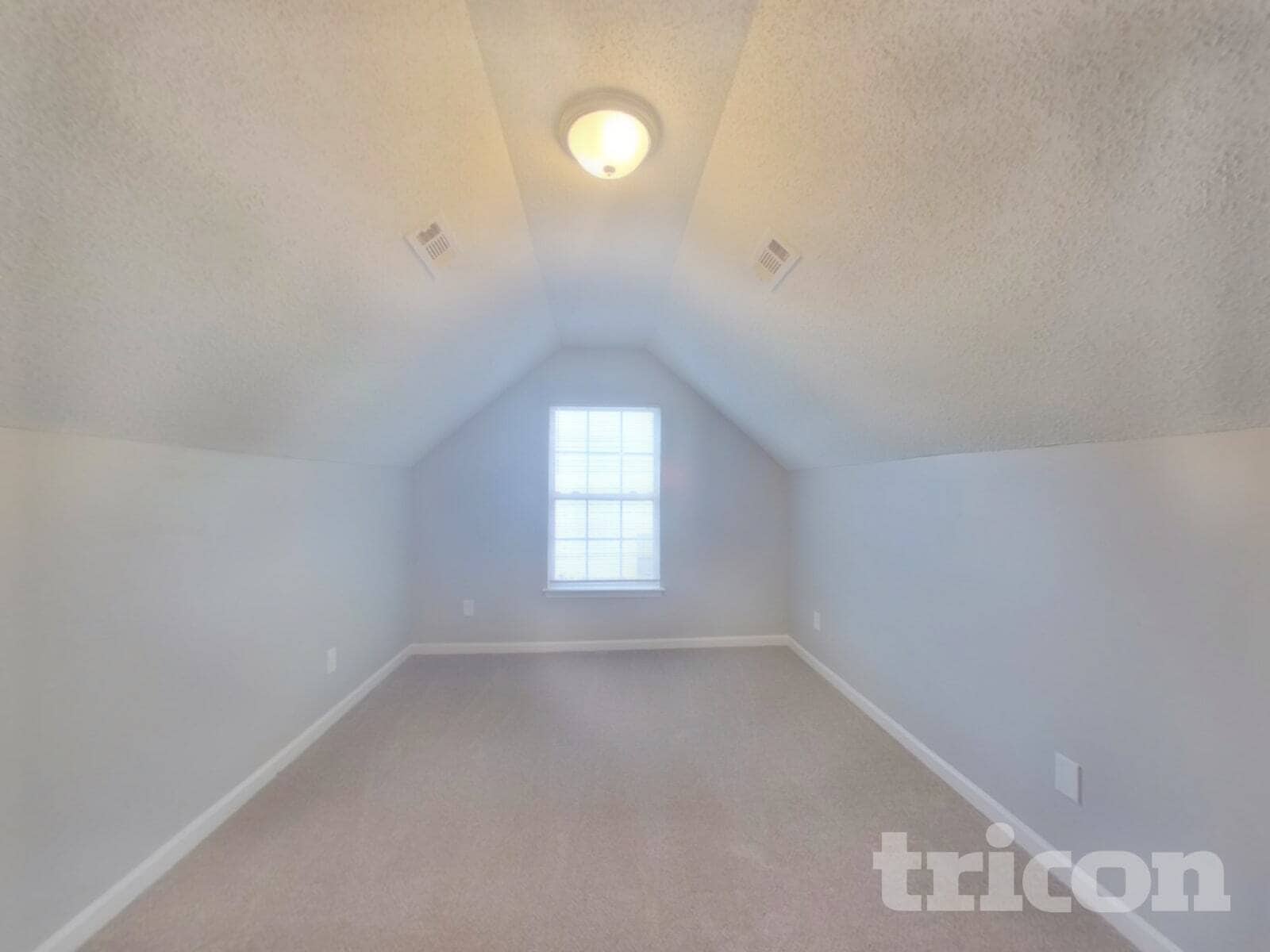 Building Photo - 106 Newbury Dr