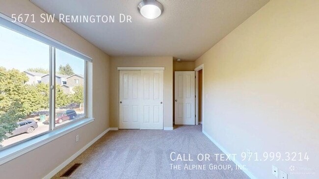 Building Photo - 5671 SW Remington Dr