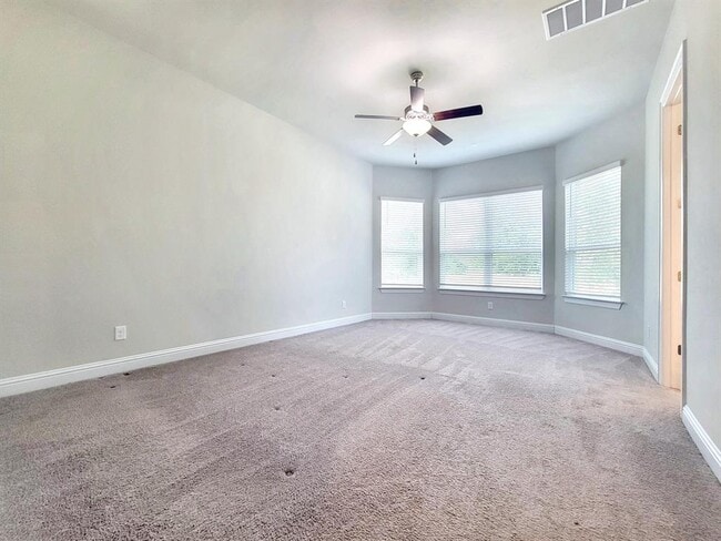Building Photo - 601 C-Bar Ranch Trl