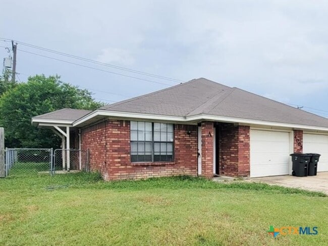 Primary Photo - 4005 Hitchrock Dr