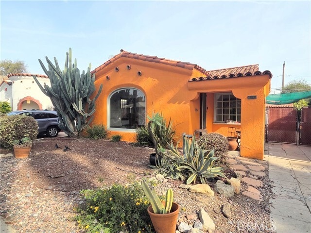 Building Photo - 2068 San Francisco Ave